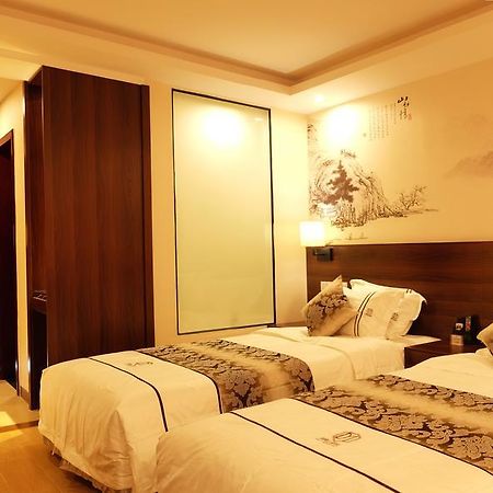 Dmall Hotel Kigali Bagian luar foto
