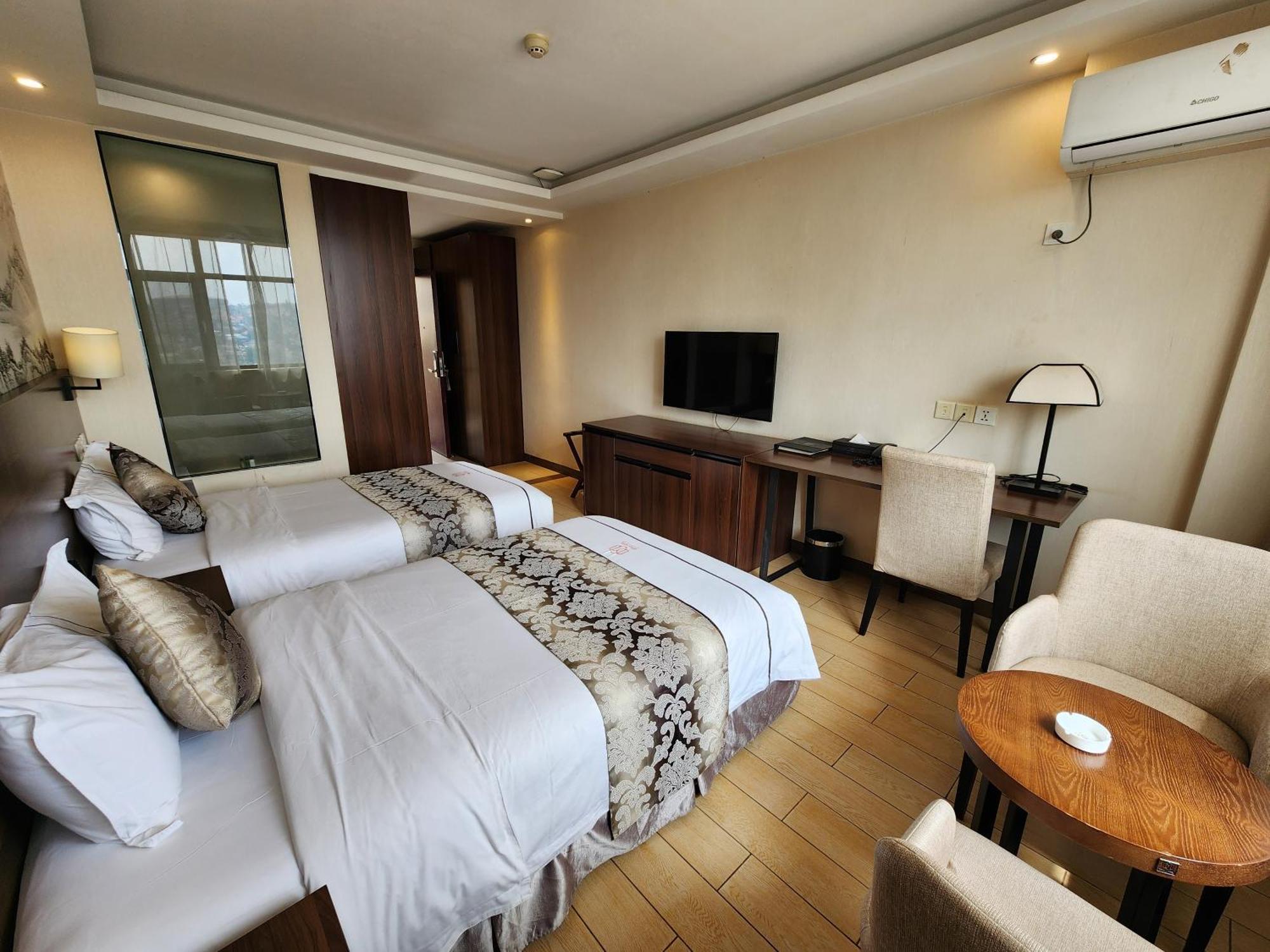 Dmall Hotel Kigali Bagian luar foto