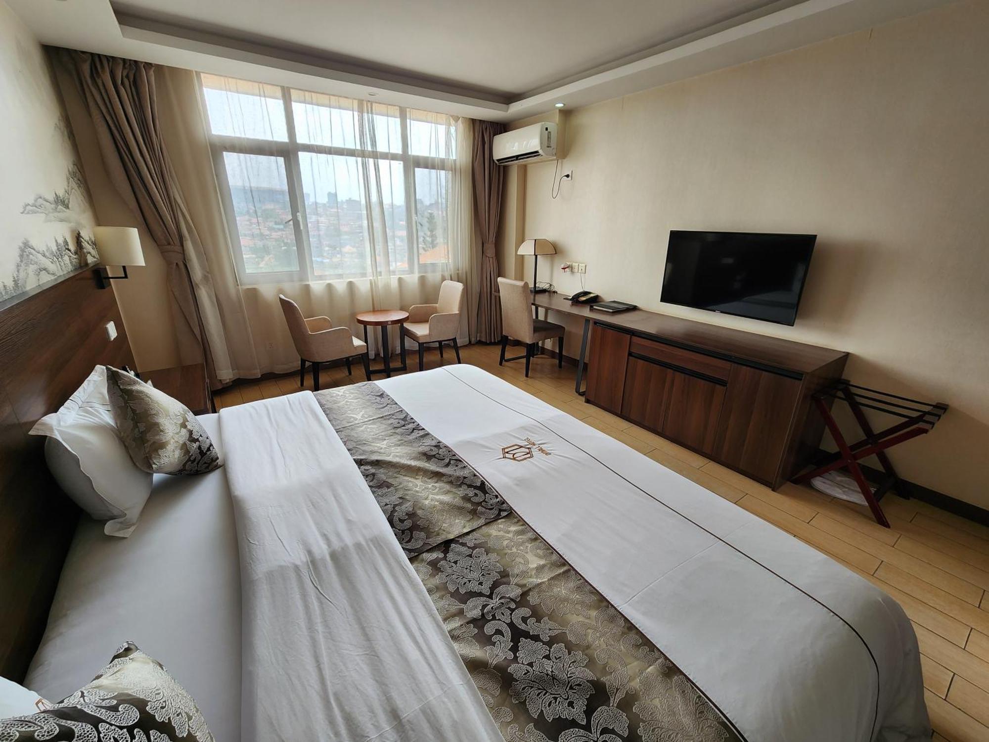 Dmall Hotel Kigali Bagian luar foto