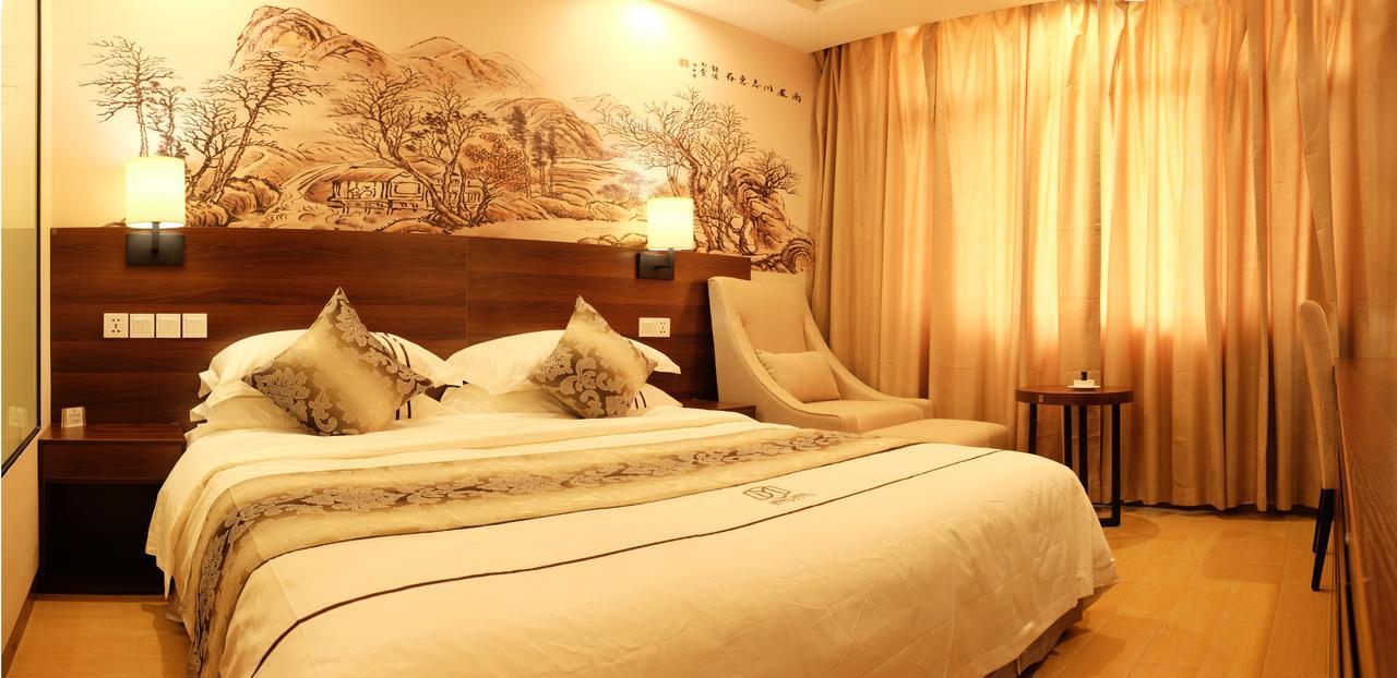 Dmall Hotel Kigali Bagian luar foto